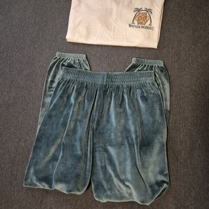 PINK VS Deep Green Sweatpants